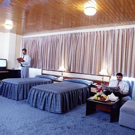 Atlas Hotel Al-Manamah Bagian luar foto