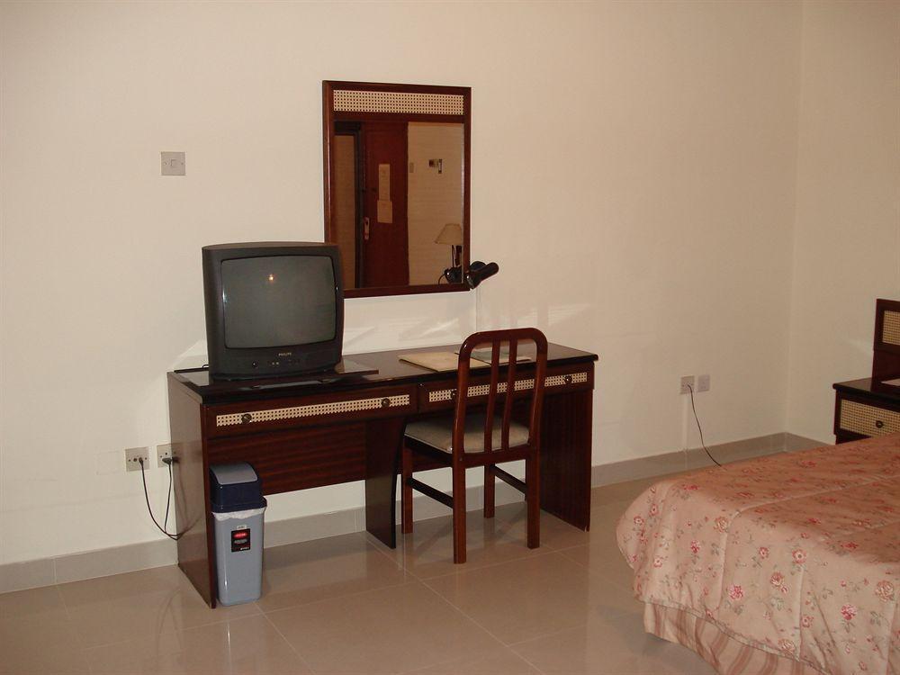 Atlas Hotel Al-Manamah Bagian luar foto