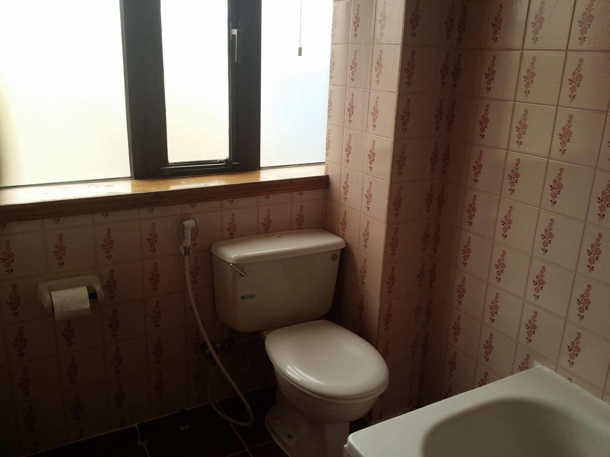 Atlas Hotel Al-Manamah Bagian luar foto